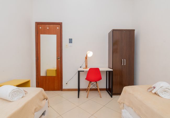 Apartment in Rio de Janeiro - NS302 |3 quartos em Copacabana a 3 minutos da praia Apartment in Rio de Janeiro - NS302 |3 quartos em Copacabana a 3 minutos da praia