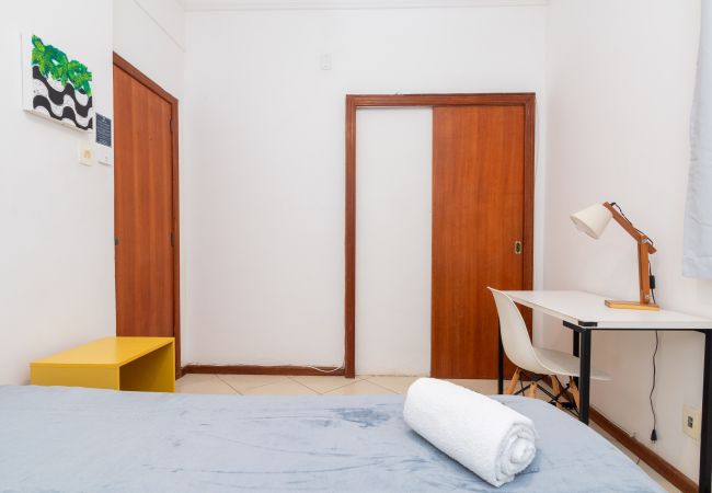 Apartment in Rio de Janeiro - NS302 |3 quartos em Copacabana a 3 minutos da praia Apartment in Rio de Janeiro - NS302 |3 quartos em Copacabana a 3 minutos da praia