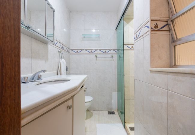 Apartment in Rio de Janeiro - NS302 |3 quartos em Copacabana a 3 minutos da praia Apartment in Rio de Janeiro - NS302 |3 quartos em Copacabana a 3 minutos da praia