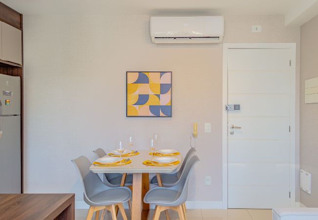 Apartment in Florianópolis - Apartamento completo em Trindade, perto da UFSC! Apartment in Florianópolis - Apartamento completo em Trindade, perto da UFSC!