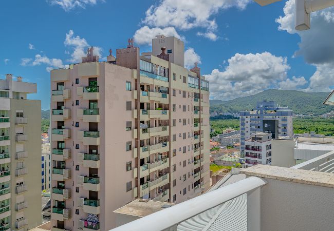 Apartment in Florianópolis - Apartamento completo em Trindade, perto da UFSC! Apartment in Florianópolis - Apartamento completo em Trindade, perto da UFSC!