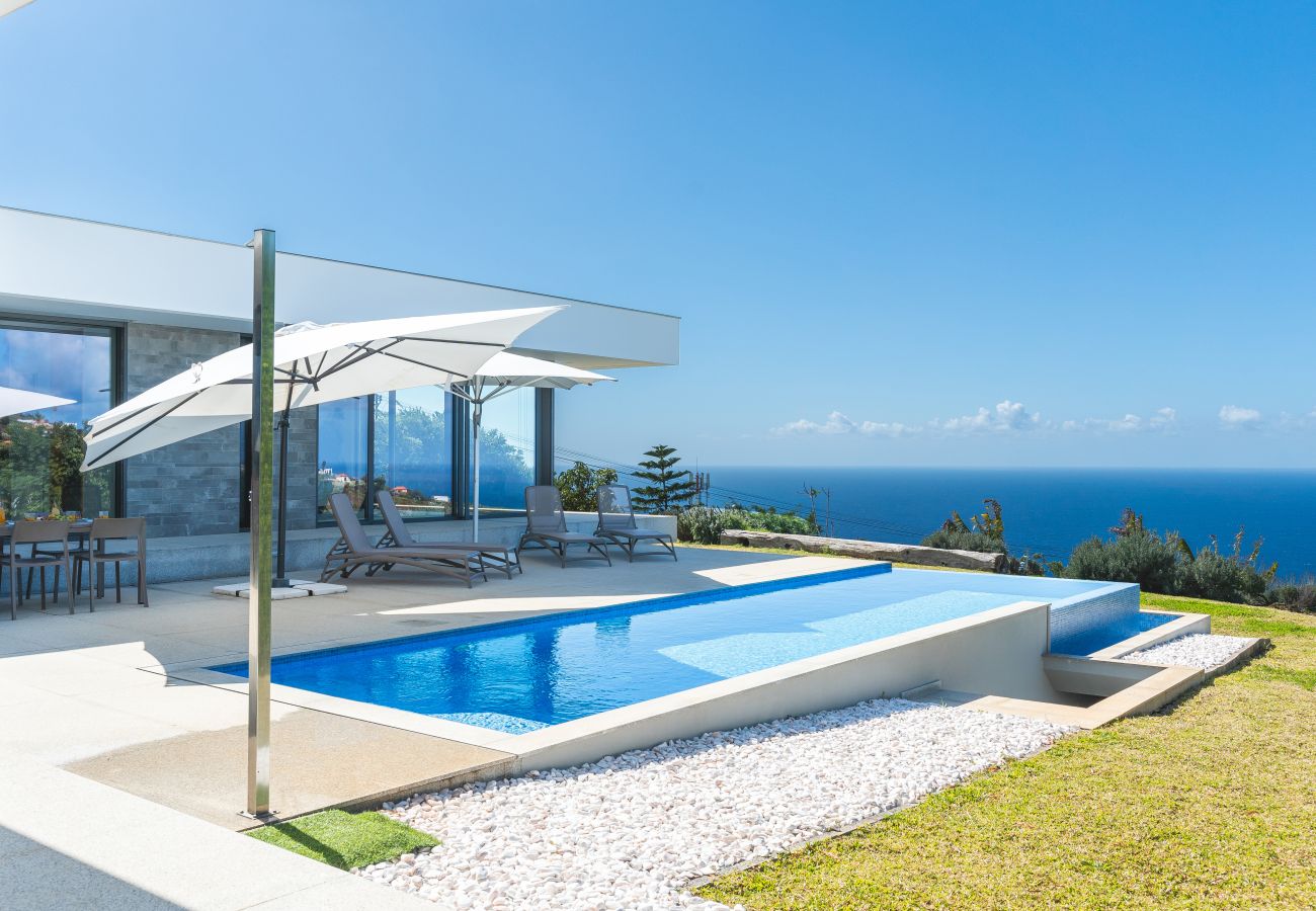 Villa in Calheta - Villa Primavera by Atlantic Holiday