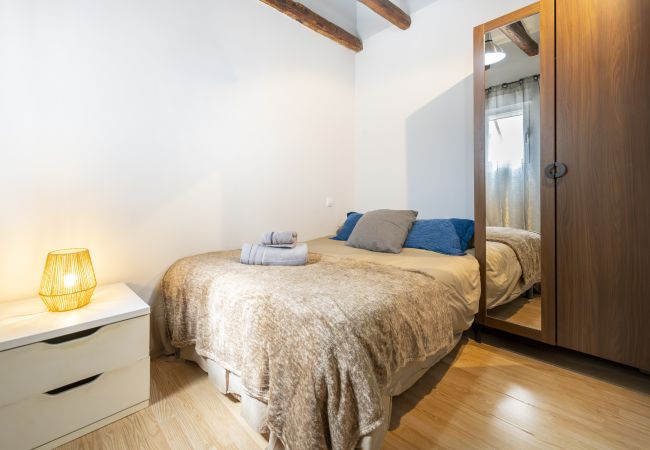 Apartment in Madrid - Two bedroom flat steps away from the Reina Sofía Museum: comfort and perfect location in Madrid Apartment in Madrid - Two bedroom flat steps away from the Reina Sofía Museum: comfort and perfect location in Madrid