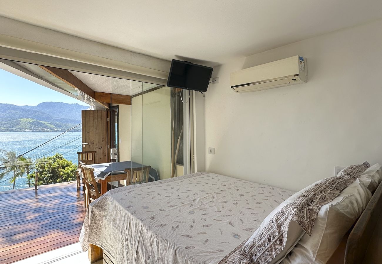 Chalet in Ilhabela - Chalé Jabuticabeira com Wi-Fi e vista para o mar