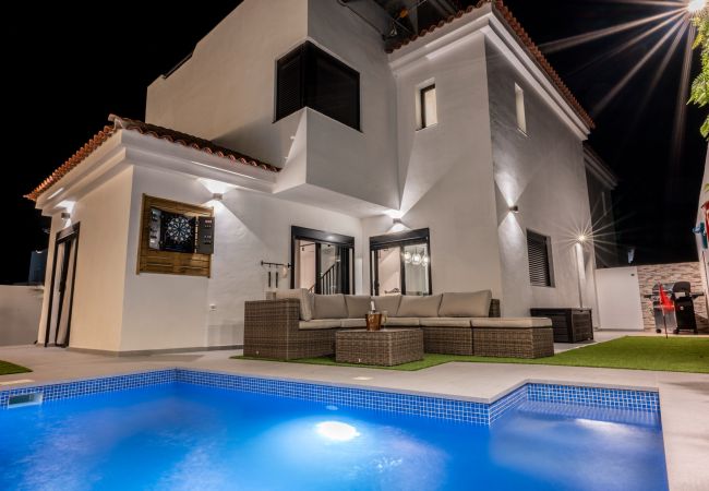 Villa in San Miguel de Abona - LUXURY VILLA LIBELLILE  Villa in San Miguel de Abona - LUXURY VILLA LIBELLILE