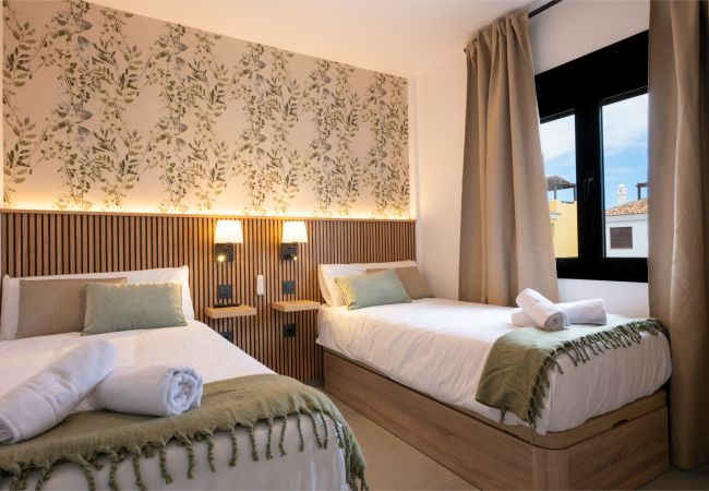 Villa in San Miguel de Abona - LUXURY VILLA LIBELLILE  Villa in San Miguel de Abona - LUXURY VILLA LIBELLILE