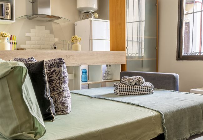 Apartment in Madrid - Charming duplex in Chamberí : Comfort and design on two levels  Apartment in Madrid - Charming duplex in Chamberí : Comfort and design on two levels