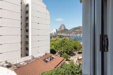 Studio in Rio de Janeiro - Lovely just a few minutes from Sugar Loaf | F709