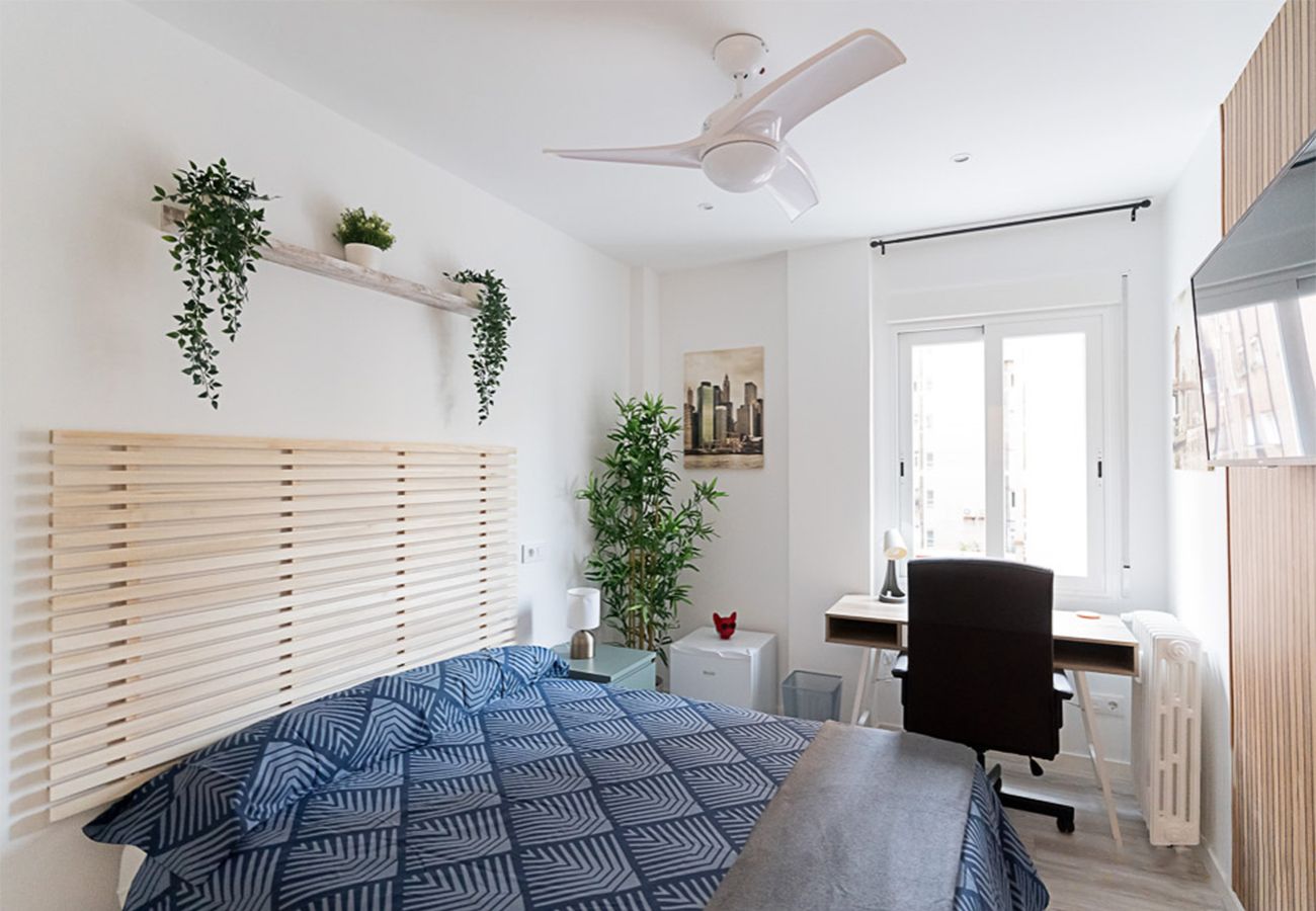 Rent by room in Madrid - New York: room with comfort, convenience and shared areas Chamartín - Mauricio Legendre Rent by room in Madrid - New York: room with comfort, convenience and shared areas Chamartín - Mauricio Legendre