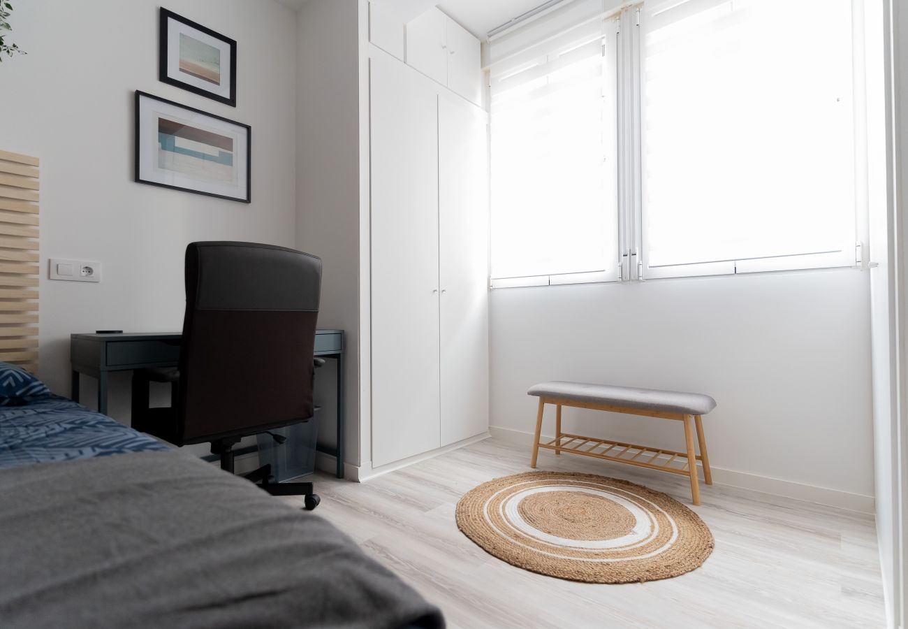 Rent by room in Madrid - London: room with comfort, convenience and shared areas Chamartín - Mauricio Legendre Rent by room in Madrid - London: room with comfort, convenience and shared areas Chamartín - Mauricio Legendre