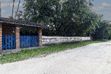 House in Peruíbe - Casa rústica com Wi-Fi, garagem e aceita pet