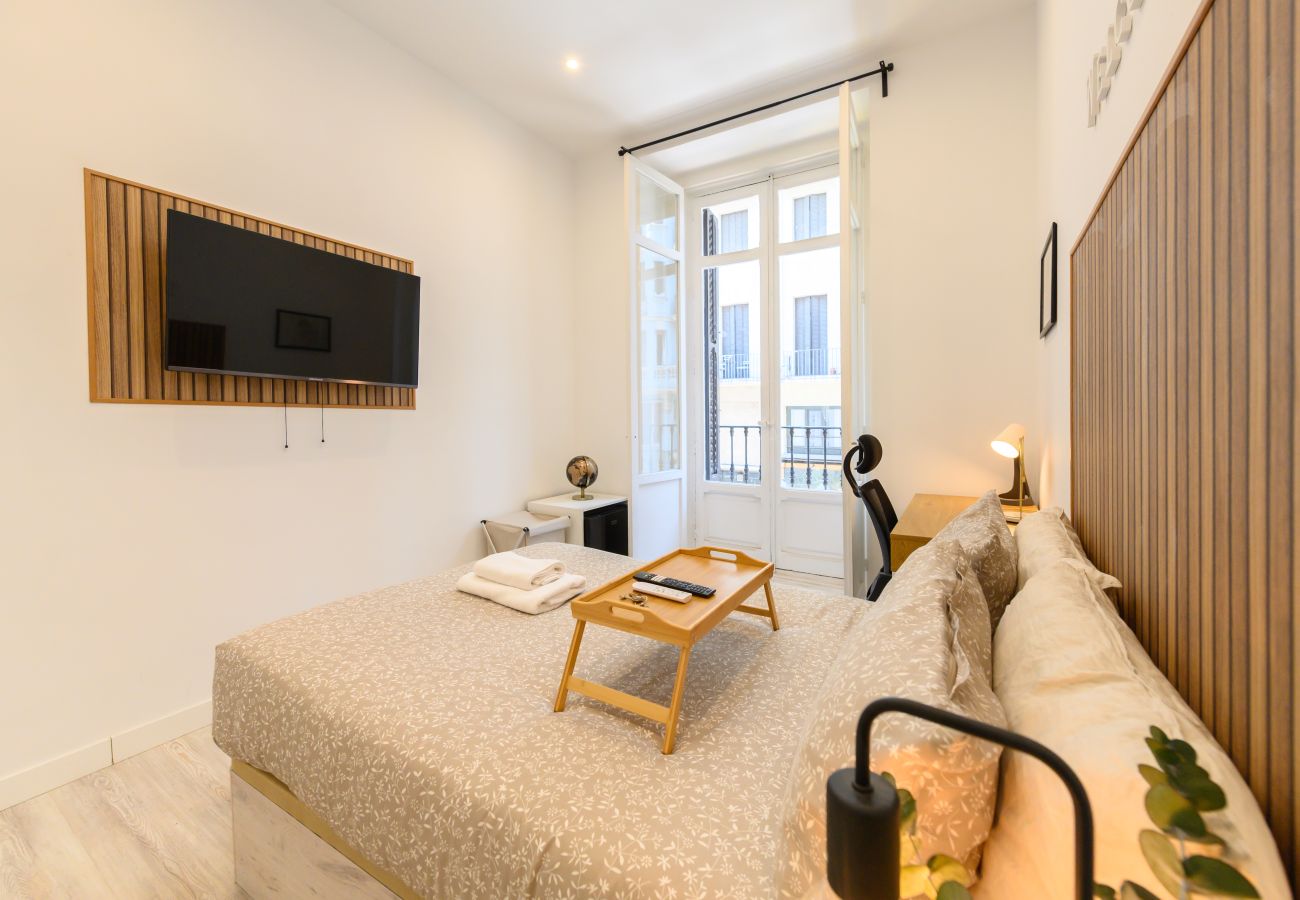 Rent by room in Madrid - Washington: room with comfort and shared areas Gran Vía-Madrid Rent by room in Madrid - Washington: room with comfort and shared areas Gran Vía-Madrid