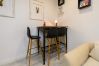 Rent by room in Madrid - Singapore: room with comfort and shared areas Gran Via-Madrid Rent by room in Madrid - Singapore: room with comfort and shared areas Gran Via-Madrid