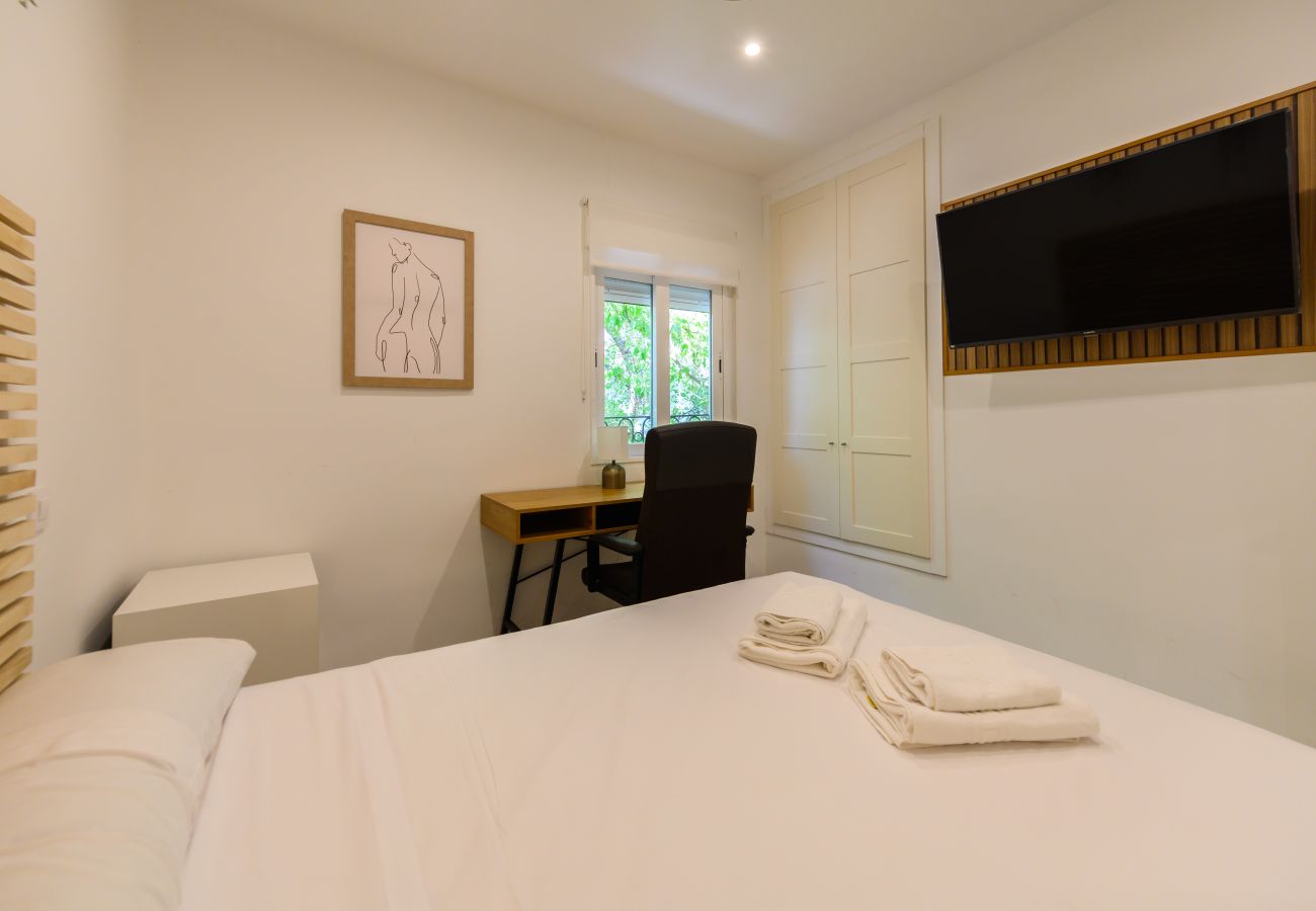 Rent by room in Madrid - La Paz: Room with Bolivian essence and comfort in Madrid Rent by room in Madrid - La Paz: Room with Bolivian essence and comfort in Madrid