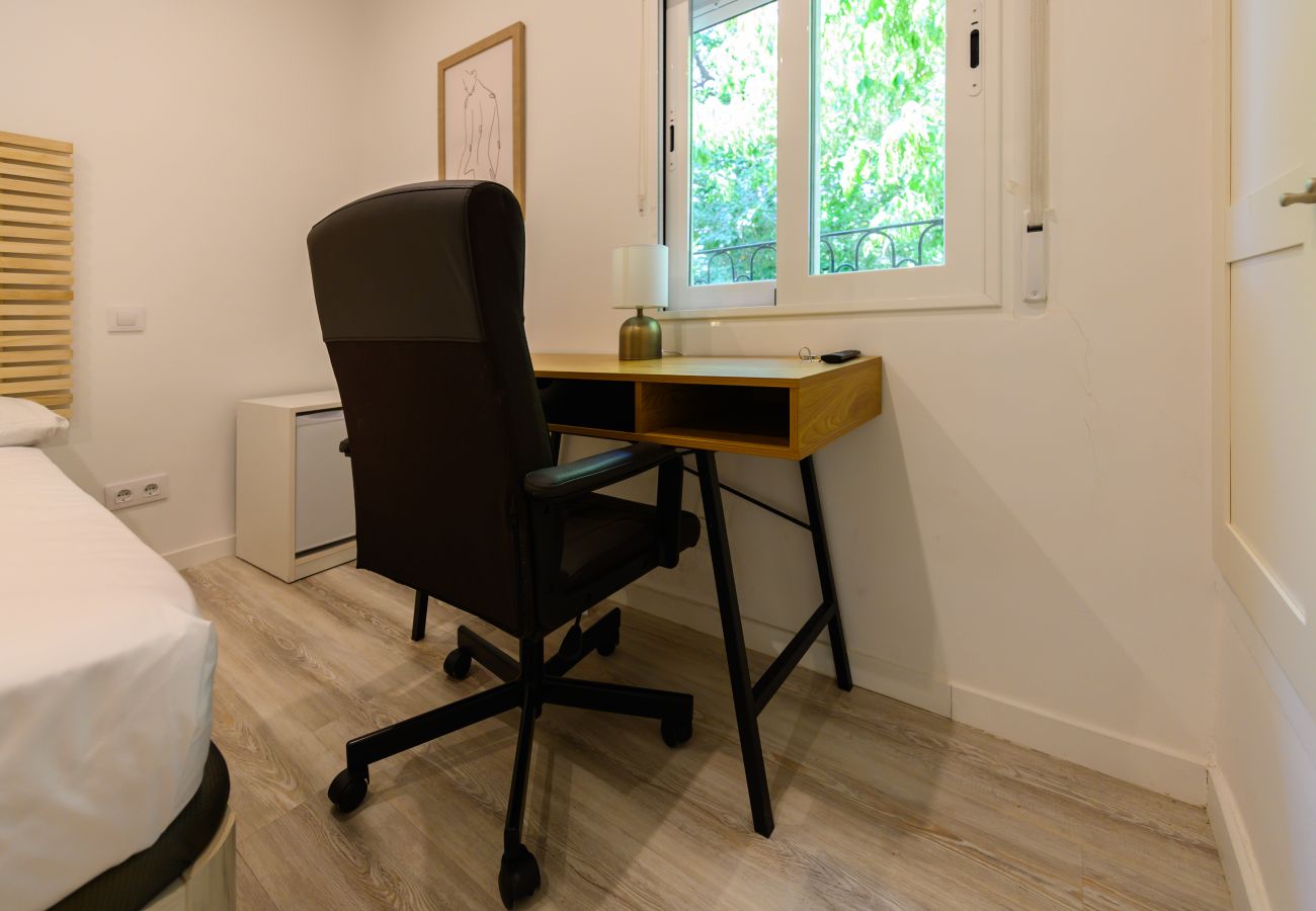 Rent by room in Madrid - La Paz: Room with Bolivian essence and comfort in Madrid Rent by room in Madrid - La Paz: Room with Bolivian essence and comfort in Madrid