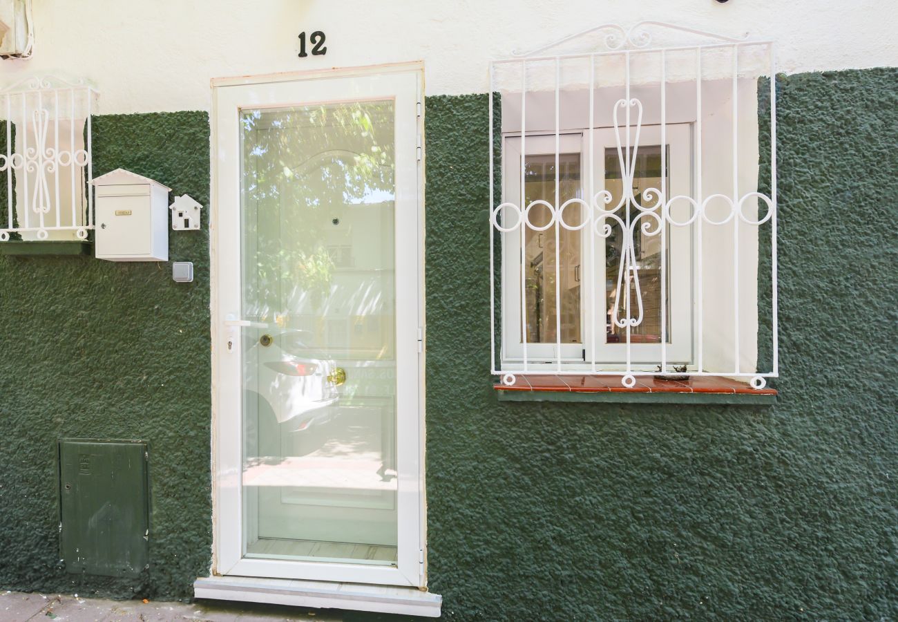 Rent by room in Madrid - La Paz: Room with Bolivian essence and comfort in Madrid Rent by room in Madrid - La Paz: Room with Bolivian essence and comfort in Madrid