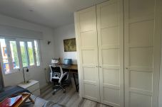 Rent by room in Madrid - Caracas: perfect room to live and share in Madrid Rent by room in Madrid - Caracas: perfect room to live and share in Madrid