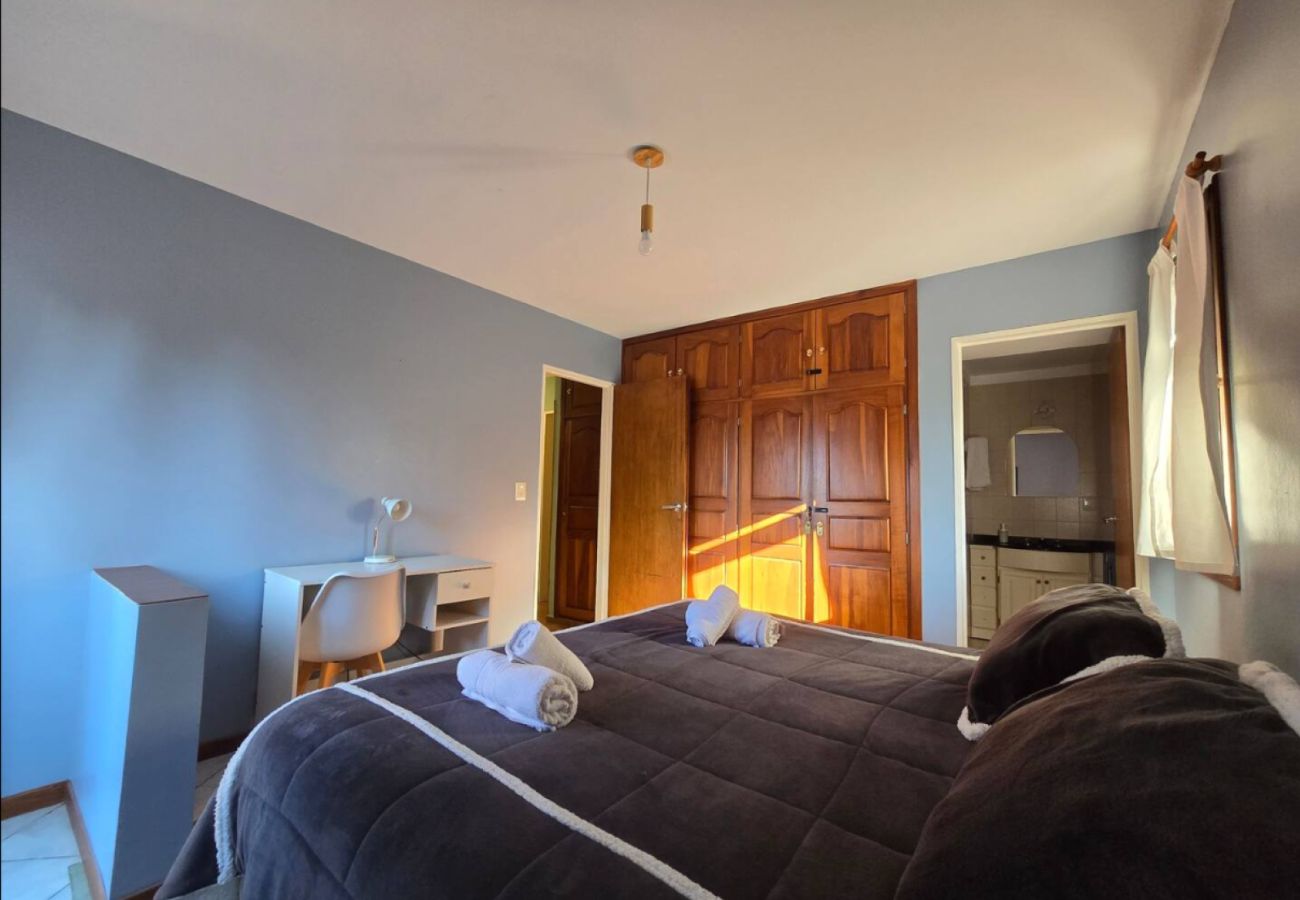 House in San Carlos de Bariloche - Botanical Garden Bariloche  House – 6 bedrooms, 4 bathrooms House in San Carlos de Bariloche - Botanical Garden Bariloche  House – 6 bedrooms, 4 bathrooms