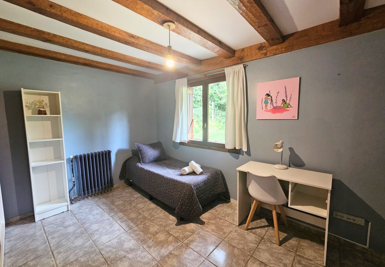 House in San Carlos de Bariloche - Botanical Garden Bariloche  House – 6 bedrooms, 4 bathrooms House in San Carlos de Bariloche - Botanical Garden Bariloche  House – 6 bedrooms, 4 bathrooms