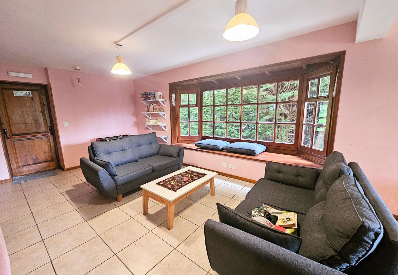 House in San Carlos de Bariloche - Botanical Garden Bariloche  House – 6 bedrooms, 4 bathrooms House in San Carlos de Bariloche - Botanical Garden Bariloche  House – 6 bedrooms, 4 bathrooms