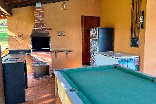 House in Delfinópolis - Chácara com lazer completo, Wi-Fi e pet friendly