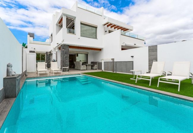 Villa in Los Cristianos - Villa Seréna Villa in Los Cristianos - Villa Seréna