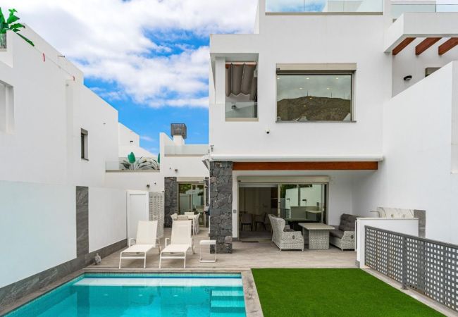 Villa in Los Cristianos - Villa Seréna Villa in Los Cristianos - Villa Seréna