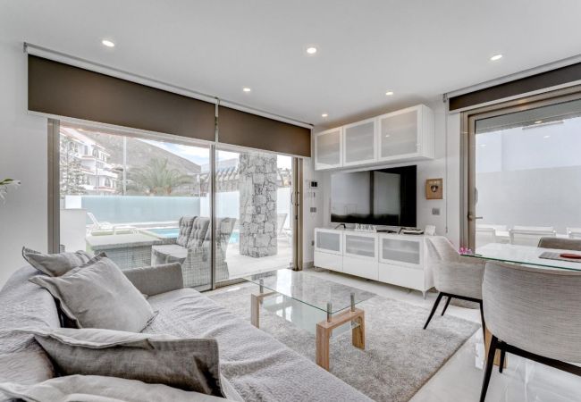 Villa in Los Cristianos - Villa Seréna Villa in Los Cristianos - Villa Seréna