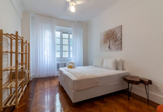 Apartment in Rio de Janeiro - Space and Comfort in Copacabana | D405 Apartment in Rio de Janeiro - Space and Comfort in Copacabana | D405