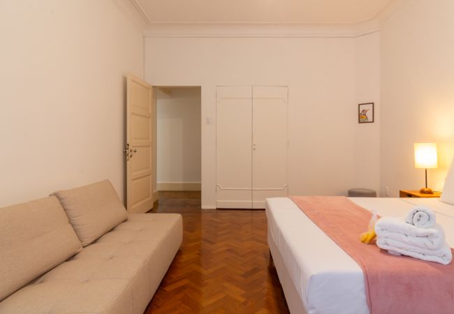 Apartment in Rio de Janeiro - Space and Comfort in Copacabana | D405 Apartment in Rio de Janeiro - Space and Comfort in Copacabana | D405
