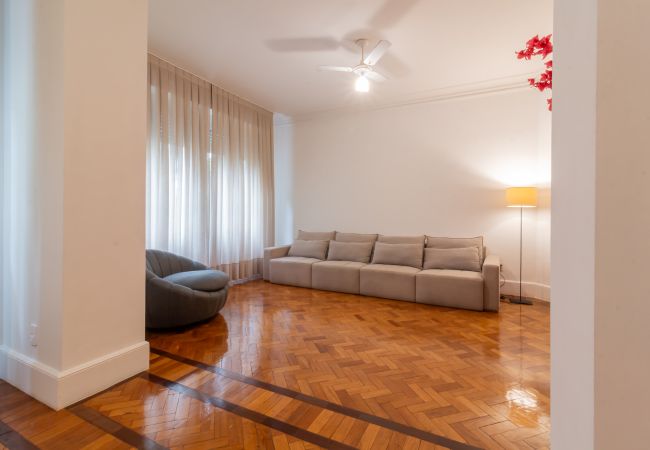 Apartment in Rio de Janeiro - Space and Comfort in Copacabana | D405 Apartment in Rio de Janeiro - Space and Comfort in Copacabana | D405