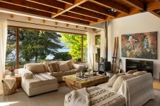 House in San Carlos de Bariloche - Beautiful lakefront house in Bariloche