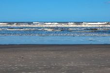 House in Itanhaém - Casa com WiFi e churrasq a 500m da Praia de Suarão