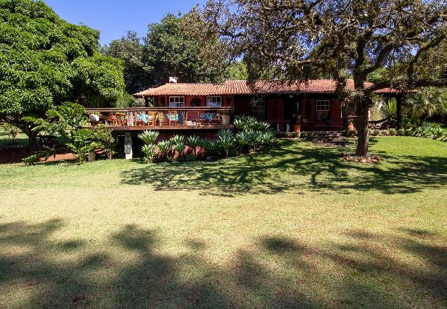  in Santana de Parnaíba - Casa de campo c lazer, bem equipada, pet friendly