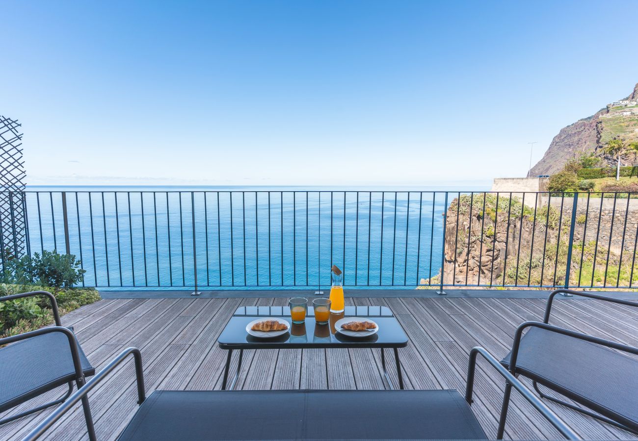 Apartment in Câmara de Lobos - Big Cliff Apartment by Atlantic Holiday