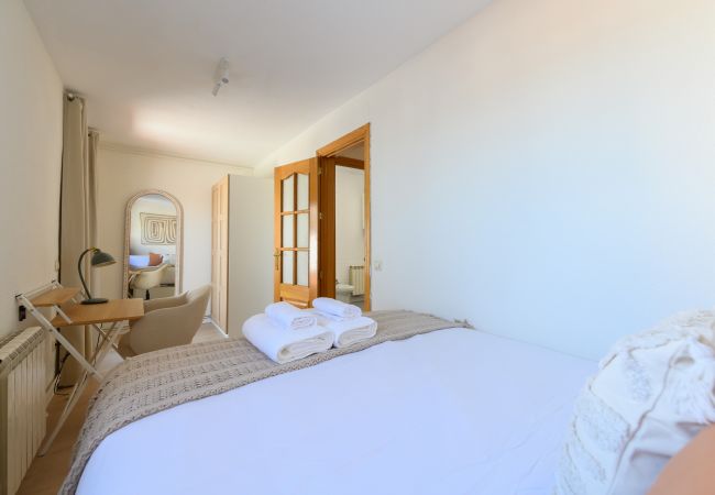 Apartment in Madrid - Two bedroom flat-Terrace and balcony in Madrid Apartment in Madrid - Two bedroom flat-Terrace and balcony in Madrid