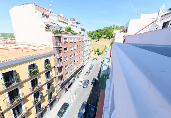 Apartment in Madrid - Two bedroom flat-Terrace and balcony in Madrid Apartment in Madrid - Two bedroom flat-Terrace and balcony in Madrid