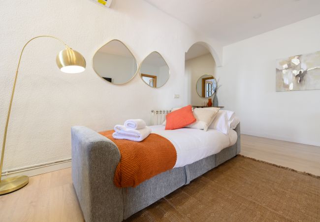 Apartment in Madrid - Two bedroom flat-Terrace and balcony in Madrid Apartment in Madrid - Two bedroom flat-Terrace and balcony in Madrid