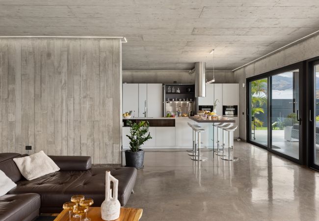Villa in Adeje - Villa Espejo del Océano Sur Villa in Adeje - Villa Espejo del Océano Sur