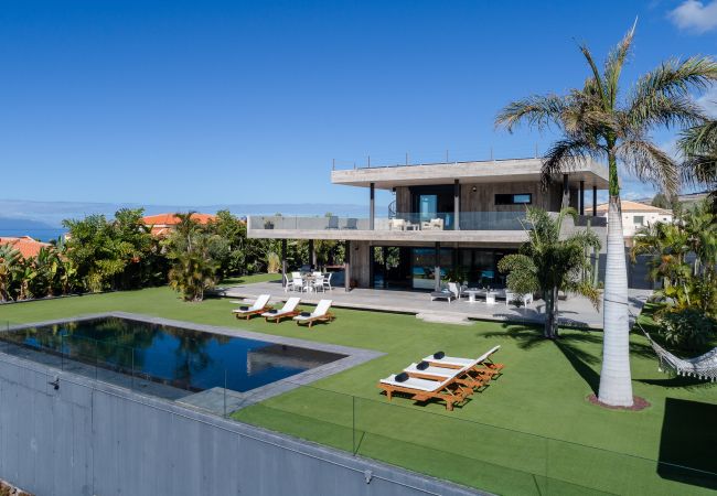 Villa in Adeje - Villa Espejo del Océano Sur Villa in Adeje - Villa Espejo del Océano Sur