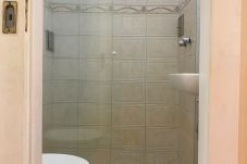 Apartment in Rio de Janeiro - 8 minutes from Copacabana beach | BR1010