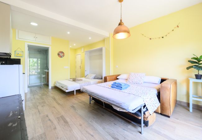 Studio in Madrid - Studio with balcony - Everything you need for a perfect stay in Madrid Studio in Madrid - Studio with balcony - Everything you need for a perfect stay in Madrid