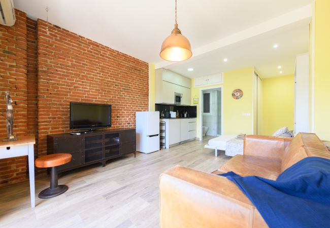 Studio in Madrid - Studio with balcony - Everything you need for a perfect stay in Madrid Studio in Madrid - Studio with balcony - Everything you need for a perfect stay in Madrid