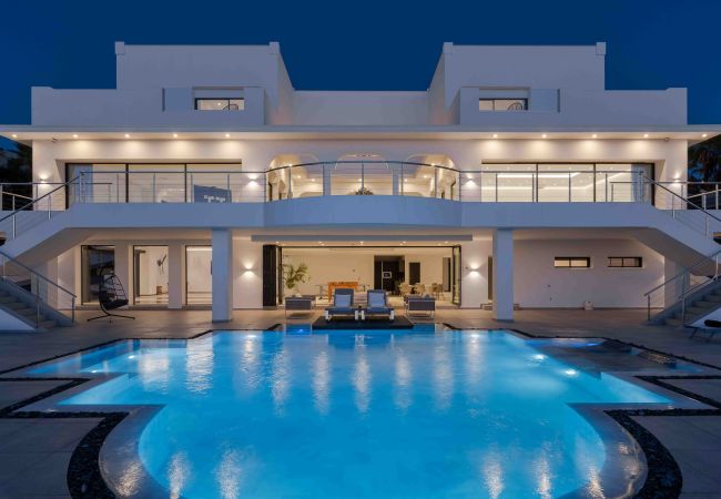 Villa in Adeje - Villa Mirador Imperial  Villa in Adeje - Villa Mirador Imperial
