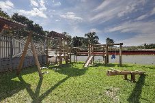 House in Ibiúna - Chácara com piscina, churrasq e WiFi, pet friendly