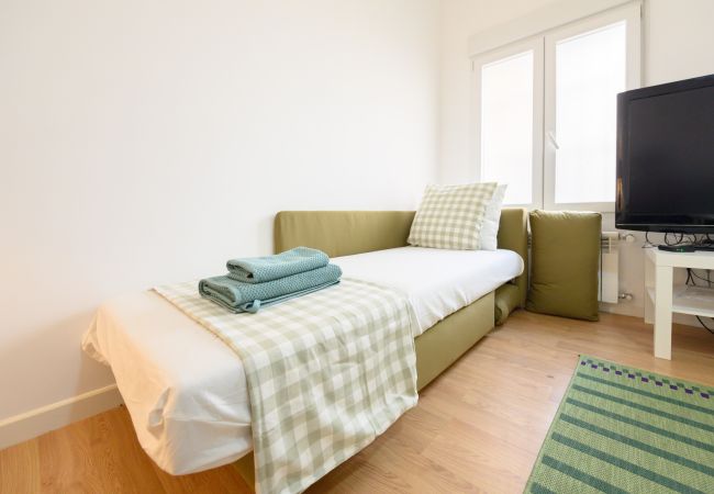 Apartment in Madrid - 1 Bedroom Apartment in Chamartin-Madrid, Ideal for Couples or Professionals Apartment in Madrid - 1 Bedroom Apartment in Chamartin-Madrid, Ideal for Couples or Professionals