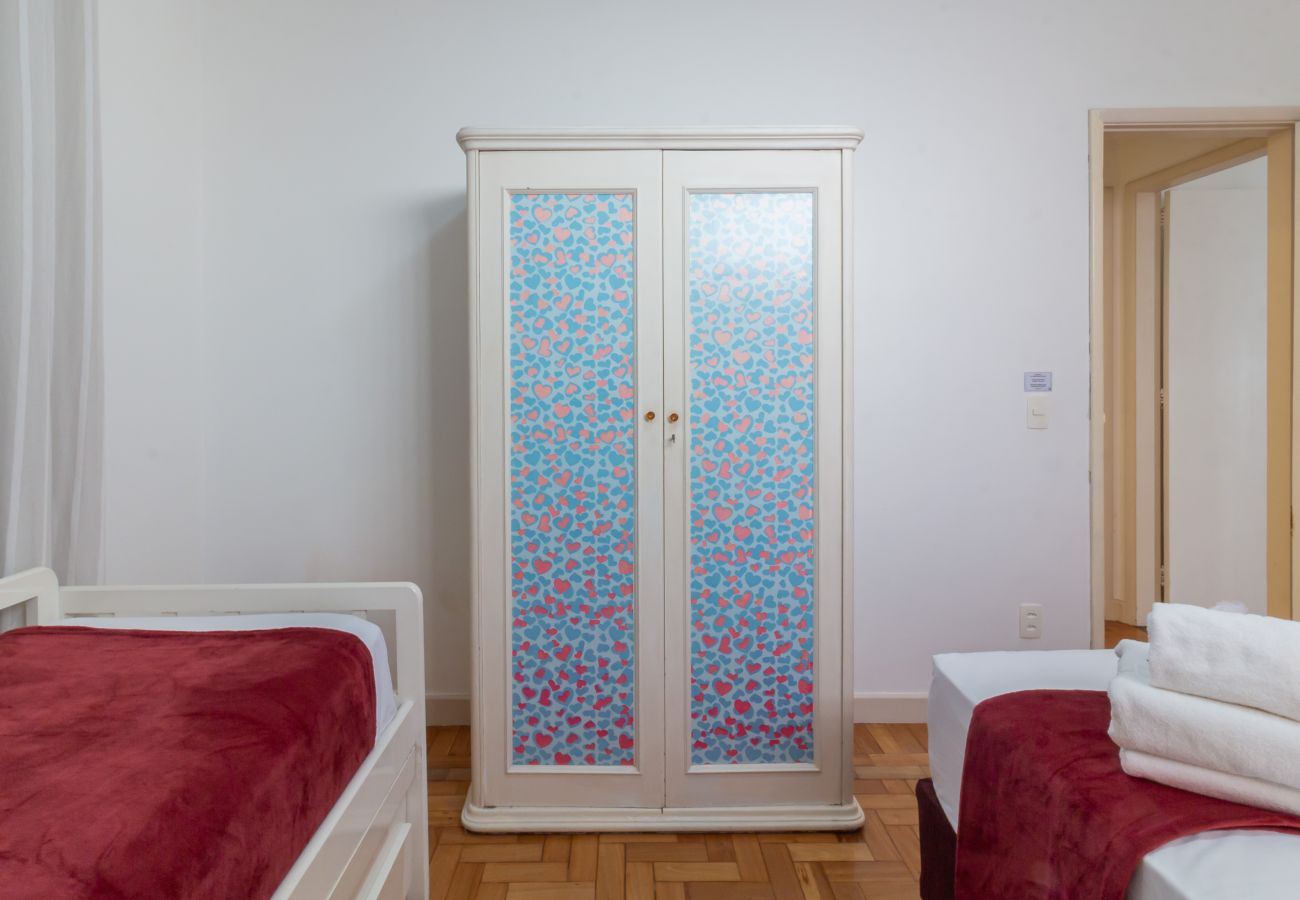 Apartment in Rio de Janeiro - 7 minutes from Copacabana Beach | BR402 Apartment in Rio de Janeiro - 7 minutes from Copacabana Beach | BR402