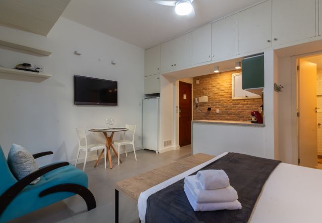 Studio in Rio de Janeiro - 3 minutes from Ipanema beach | JN202 Studio in Rio de Janeiro - 3 minutes from Ipanema beach | JN202