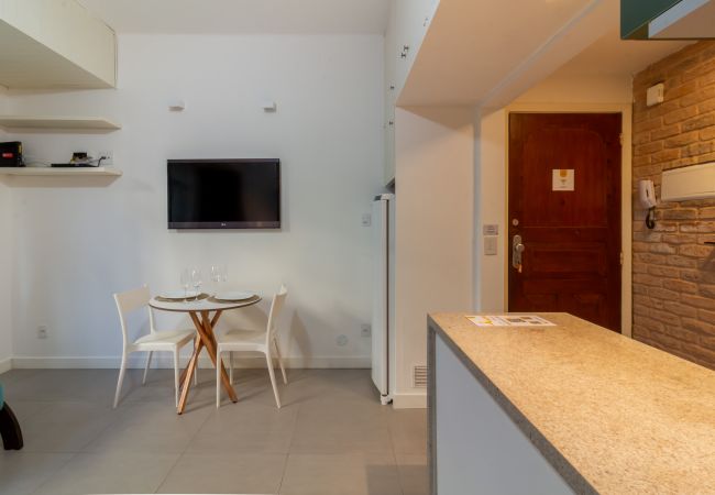 Studio in Rio de Janeiro - 3 minutes from Ipanema beach | JN202 Studio in Rio de Janeiro - 3 minutes from Ipanema beach | JN202