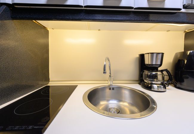 Apartment in Madrid - 2 Bedroom Apartment with City Views - Comfort and Style in Madrid Apartment in Madrid - 2 Bedroom Apartment with City Views - Comfort and Style in Madrid